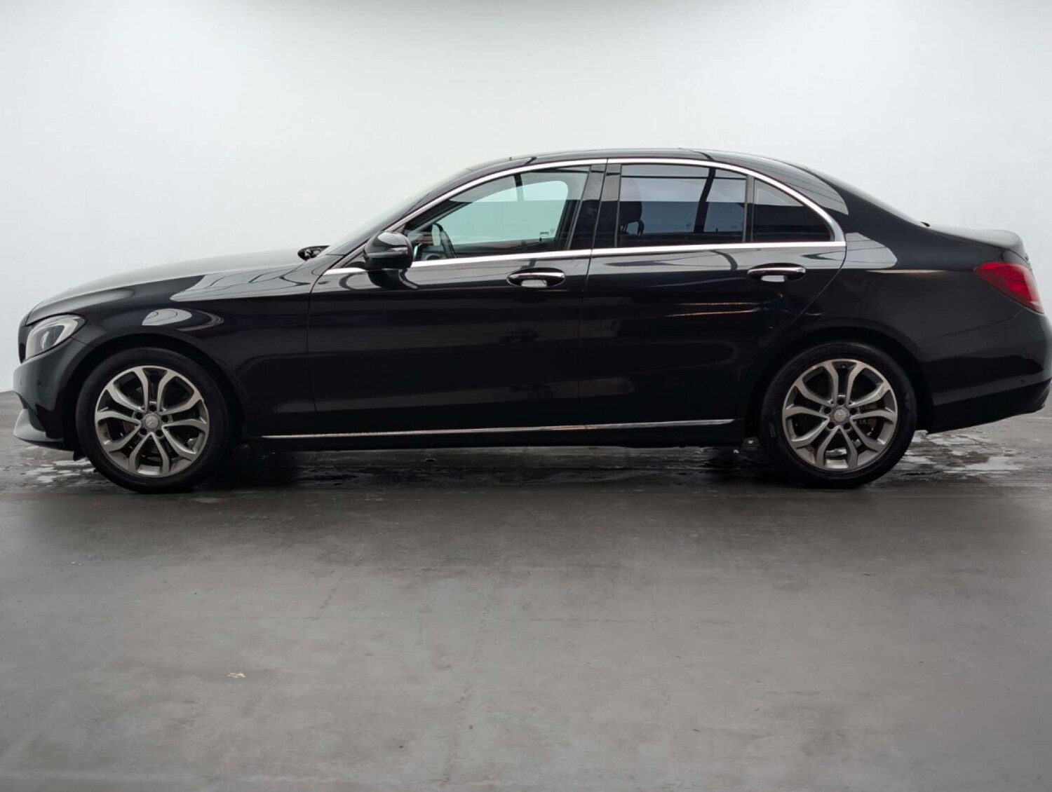 Used Mercedes-Benz C Class 2017 for sale - 77766907: Photo 12