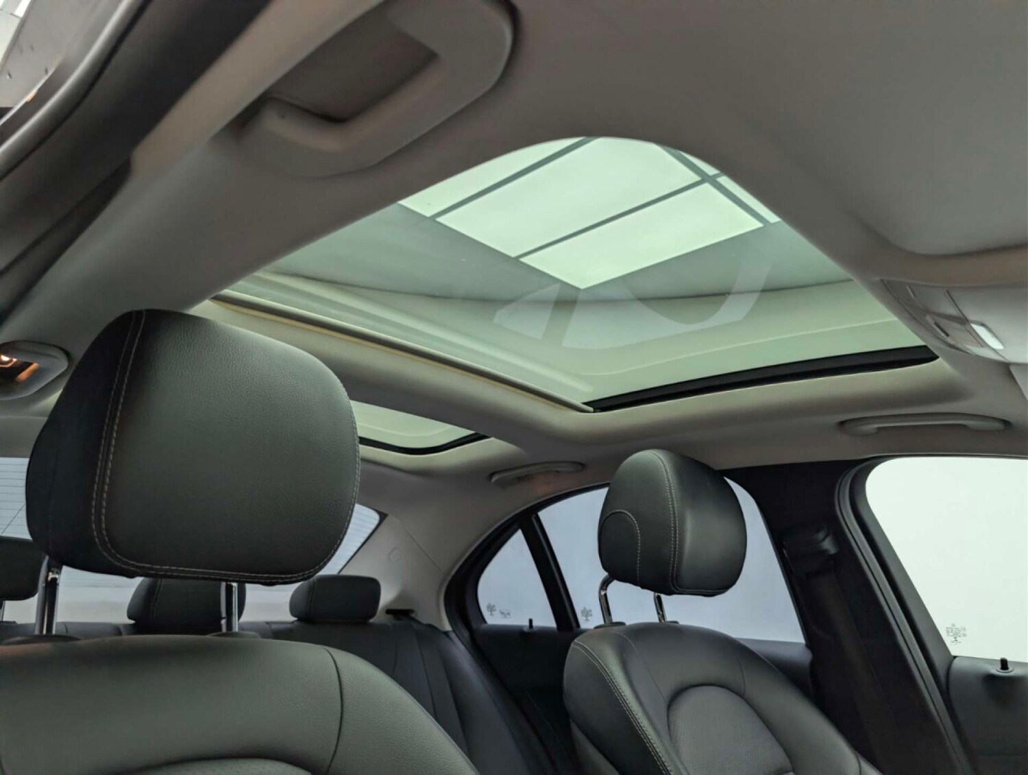 Used Mercedes-Benz C Class 2017 for sale - 77766907: Photo 31