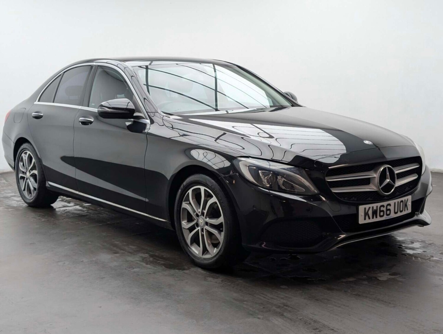 Used Mercedes-Benz C Class 2017 for sale - 77766907: Photo 8