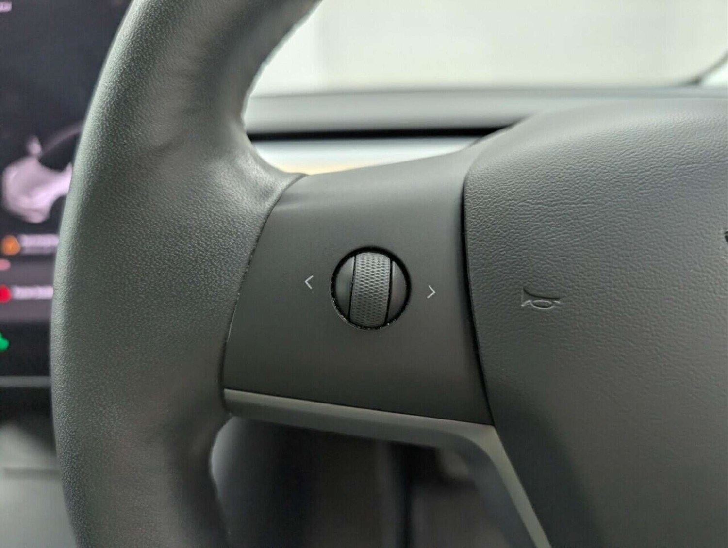 Used Tesla Model 3 2019 for sale - 77713406: Photo 17