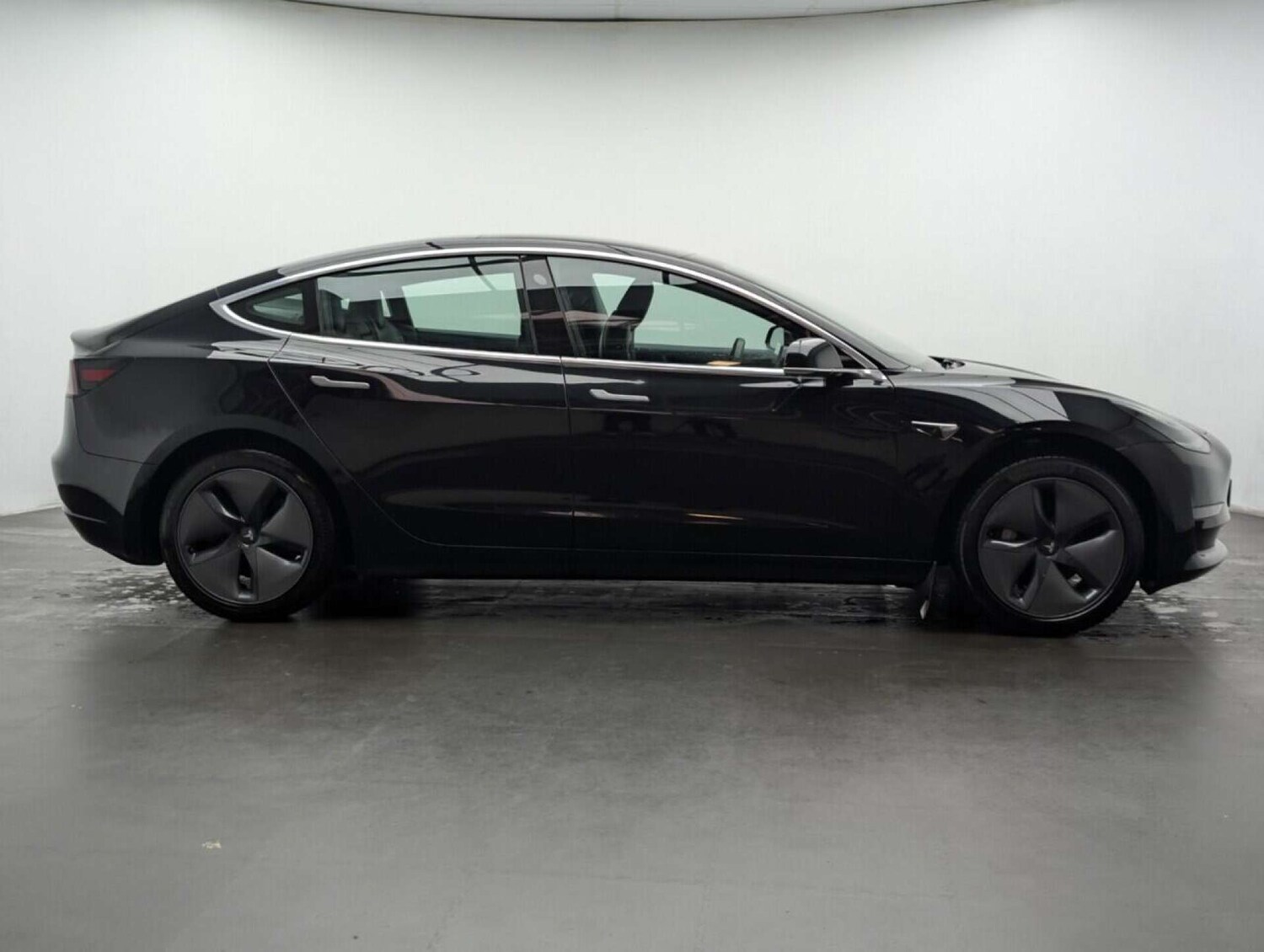 Used Tesla Model 3 2019 for sale - 77713406: Photo 9