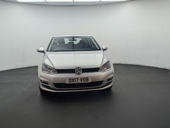 Used Volkswagen Golf 2017 for sale - 76424446: Photo
