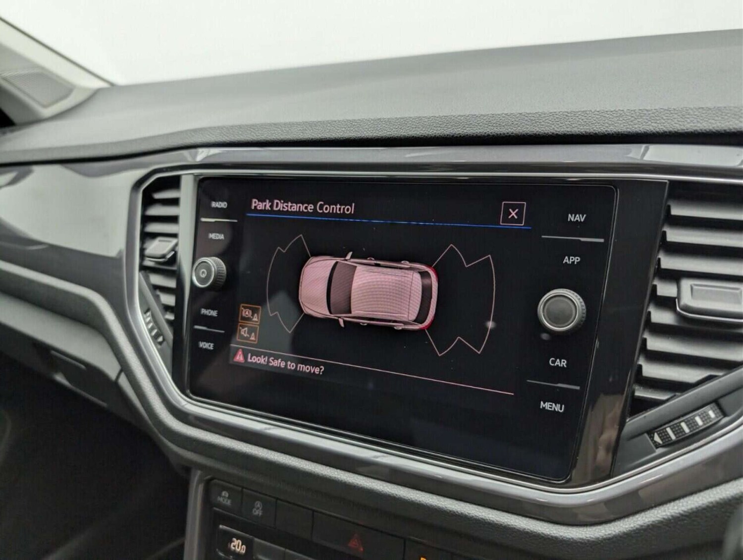 Used Volkswagen T-Roc 2021 for sale - 77713173: Photo 15