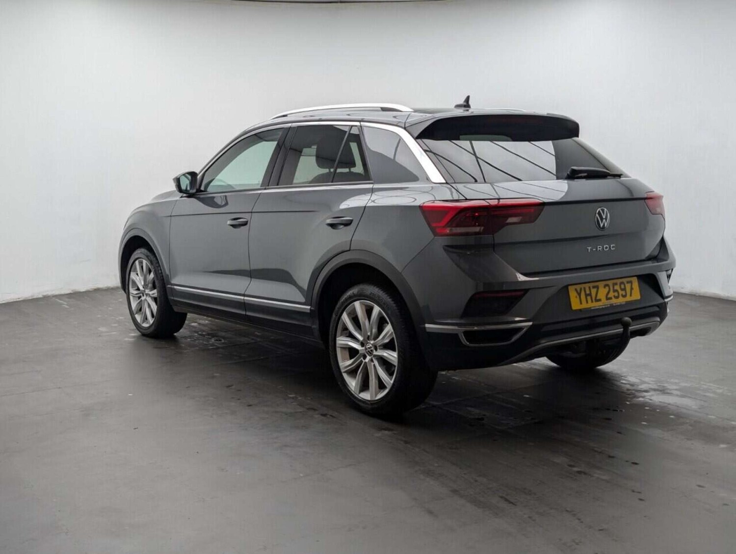 Used Volkswagen T-Roc 2021 for sale - 77713173: Photo 6