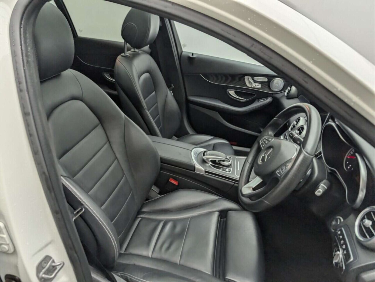 Used Mercedes-Benz C Class 2016 for sale - 77714319: Photo 12