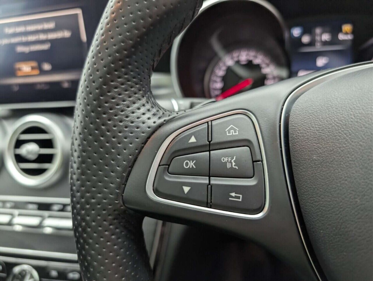 Used Mercedes-Benz C Class 2016 for sale - 77714319: Photo 18