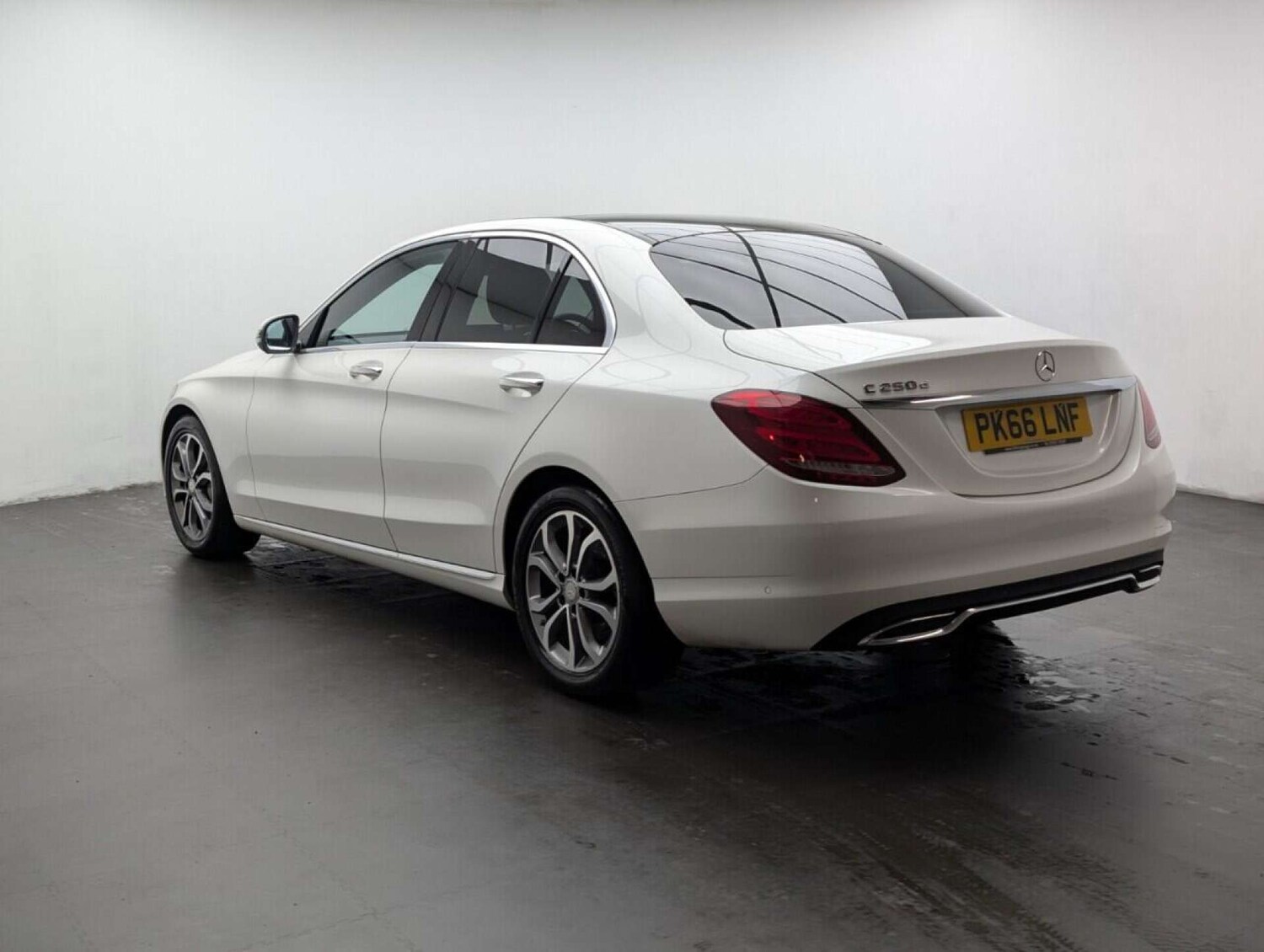 Used Mercedes-Benz C Class 2016 for sale - 77714319: Photo 6