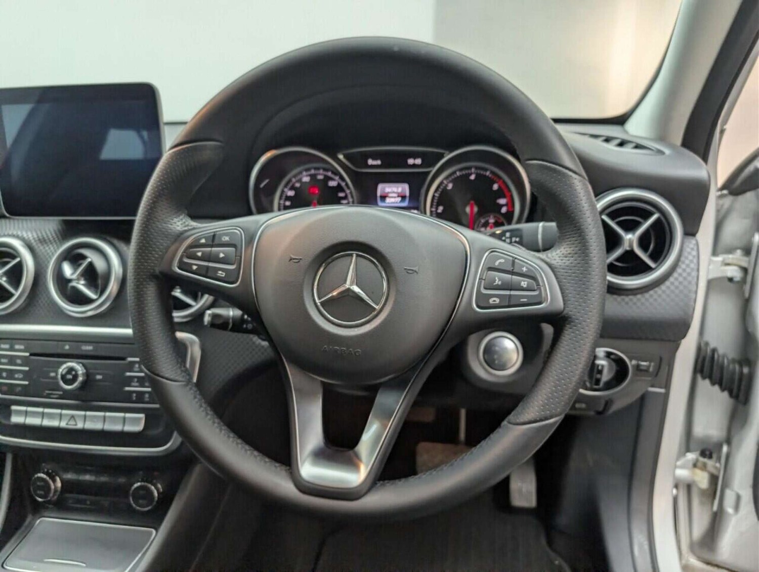 Used Mercedes-Benz A-Class 2017 for sale - 77713248: Photo 22