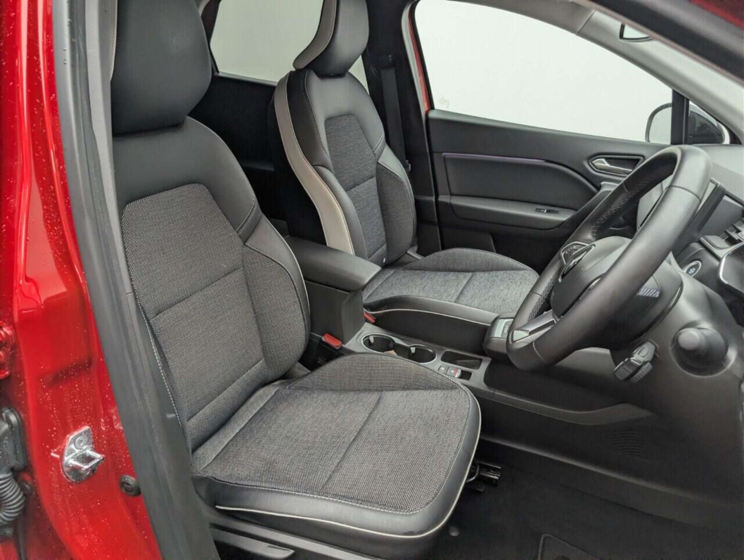 Used Renault Captur 2022 for sale - 77714168: Photo 12