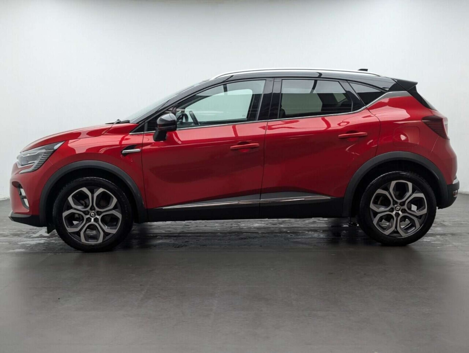 Used Renault Captur 2022 for sale - 77714168: Photo 5