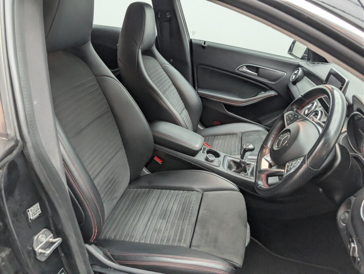 Used Mercedes-Benz CLA 2019 for sale - 77029390: Photo 12