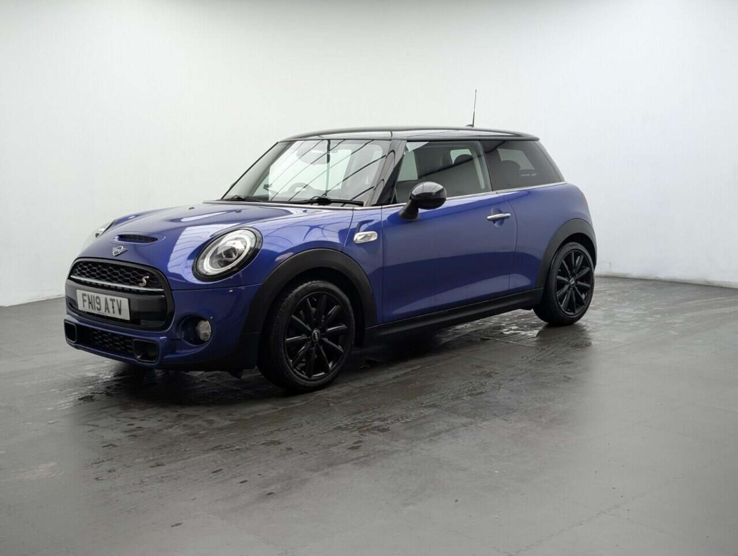Used MINI Hatch 2019 for sale - 77714374: Photo 4