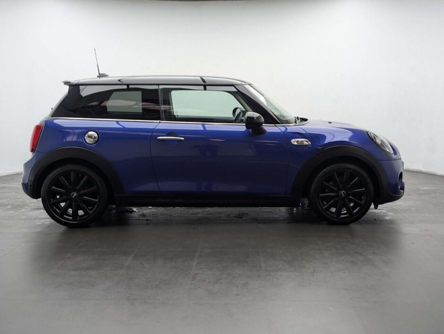 Used MINI Hatch 2019 for sale - 77714374: Photo 9