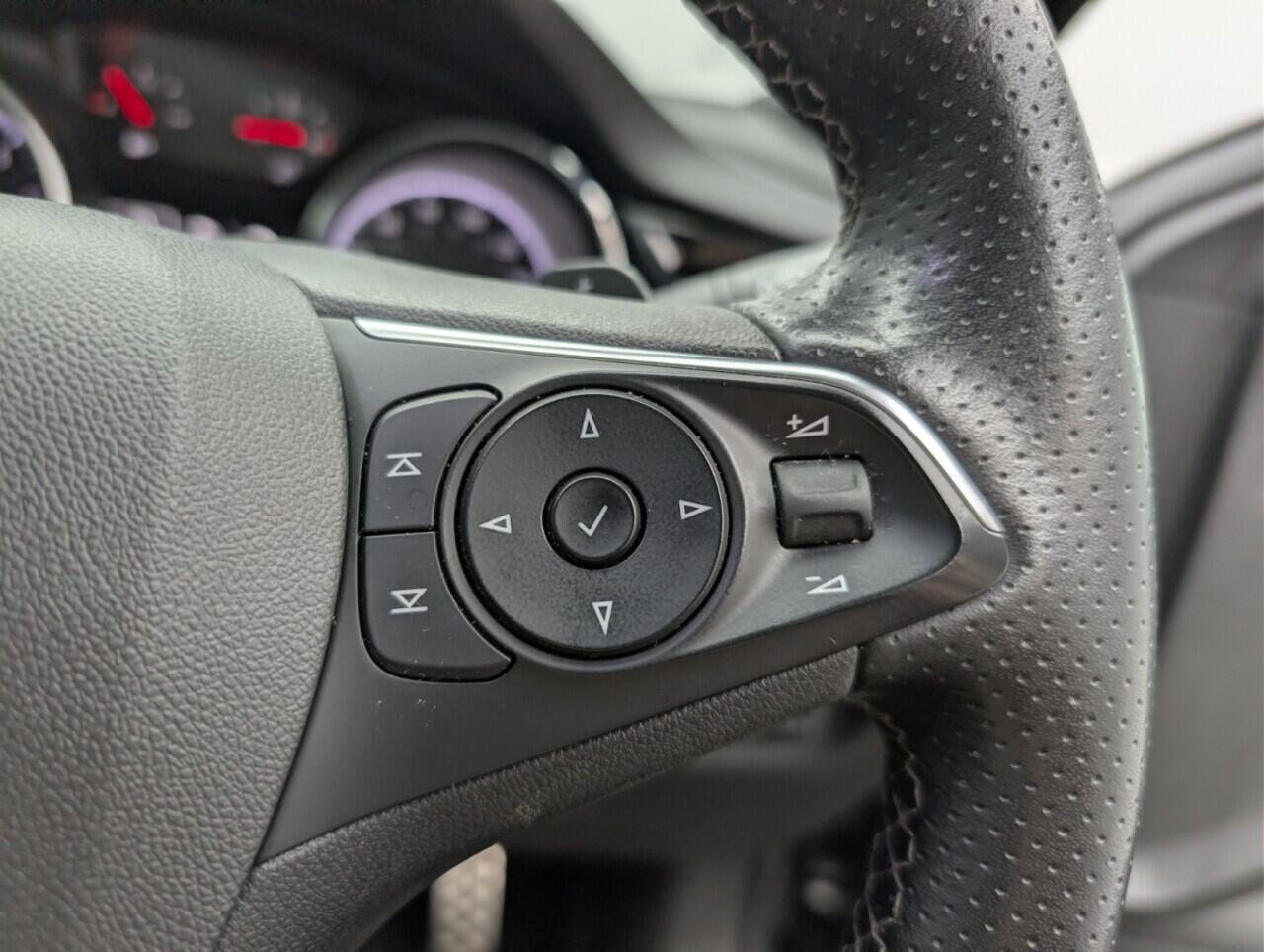 Used Vauxhall Insignia 2019 for sale - 76608302: Photo 19