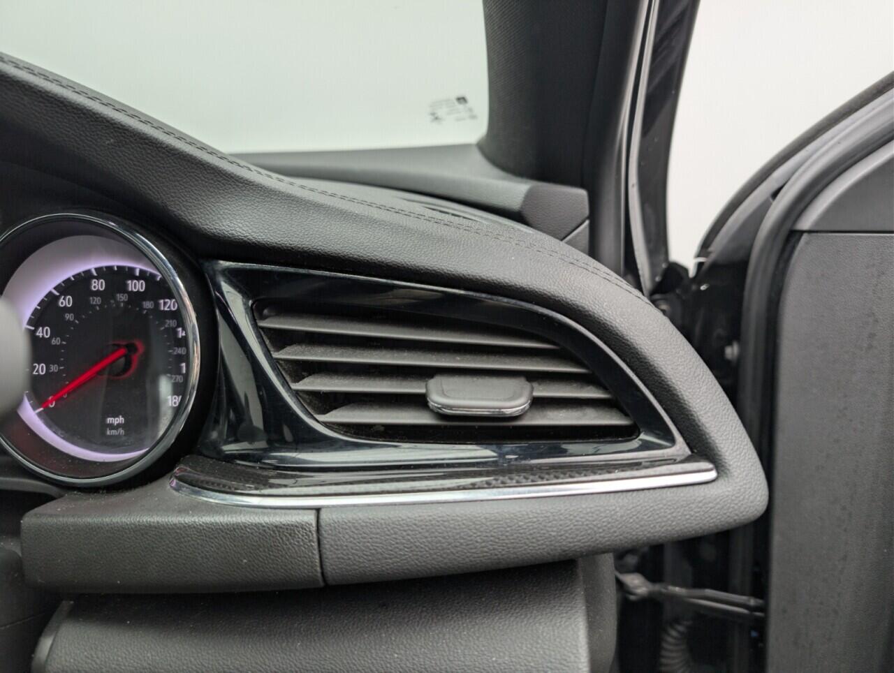 Used Vauxhall Insignia 2019 for sale - 76608302: Photo 20