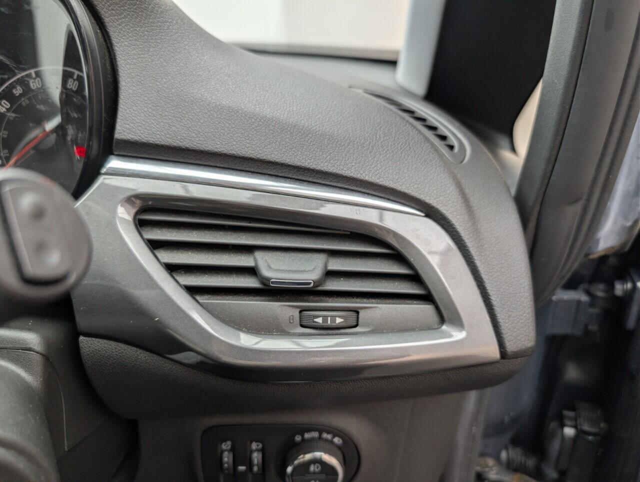 Used Vauxhall Corsa 2016 for sale - 76422695: Photo 20