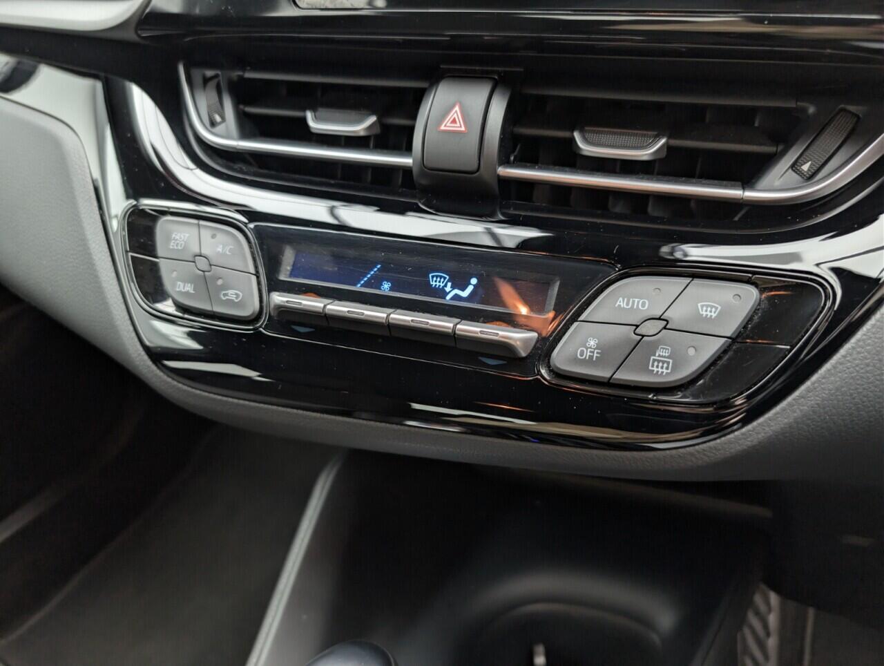 Used Toyota C-HR 2020 for sale - 77057134: Photo 17