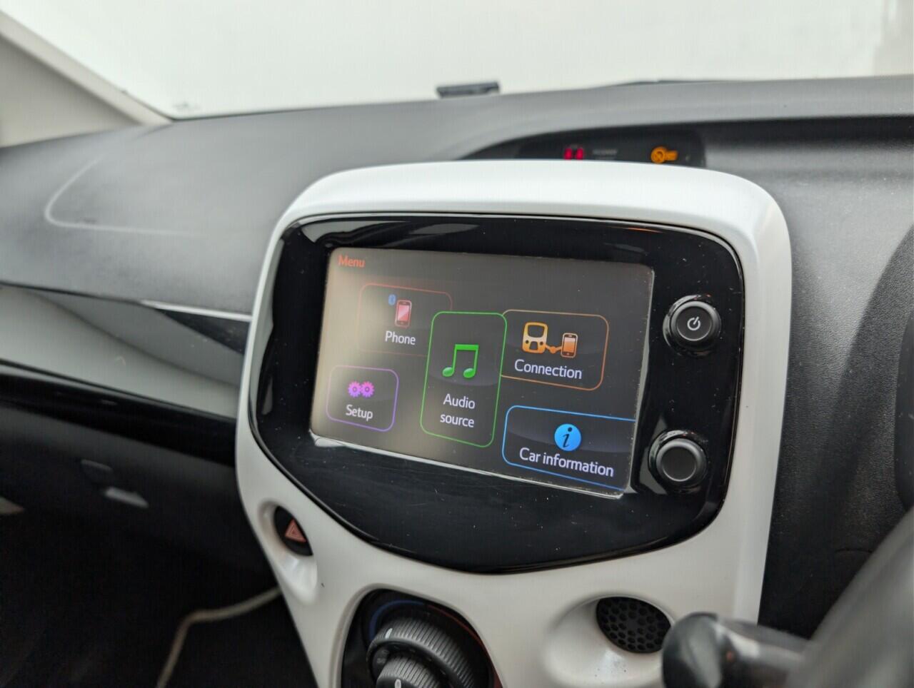 Used Toyota AYGO for sale - 76998991: Photo 13