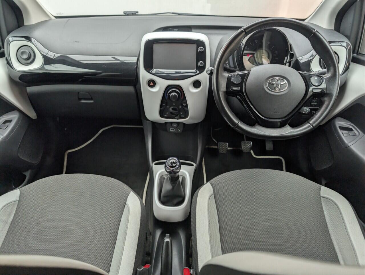 Used Toyota AYGO for sale - 76998991: Photo 21