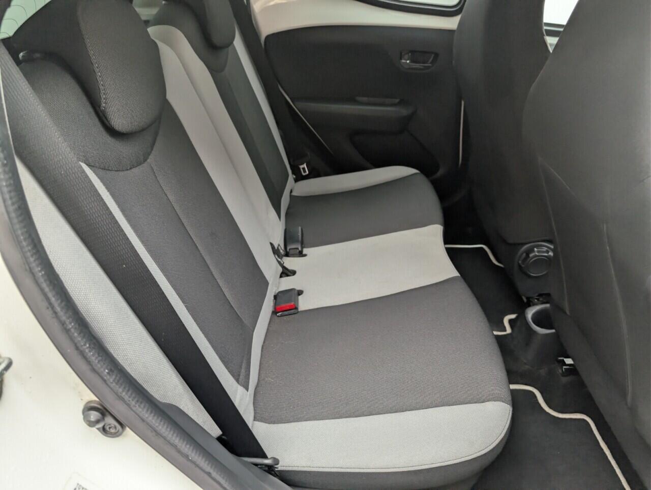 Used Toyota AYGO for sale - 76998991: Photo 22