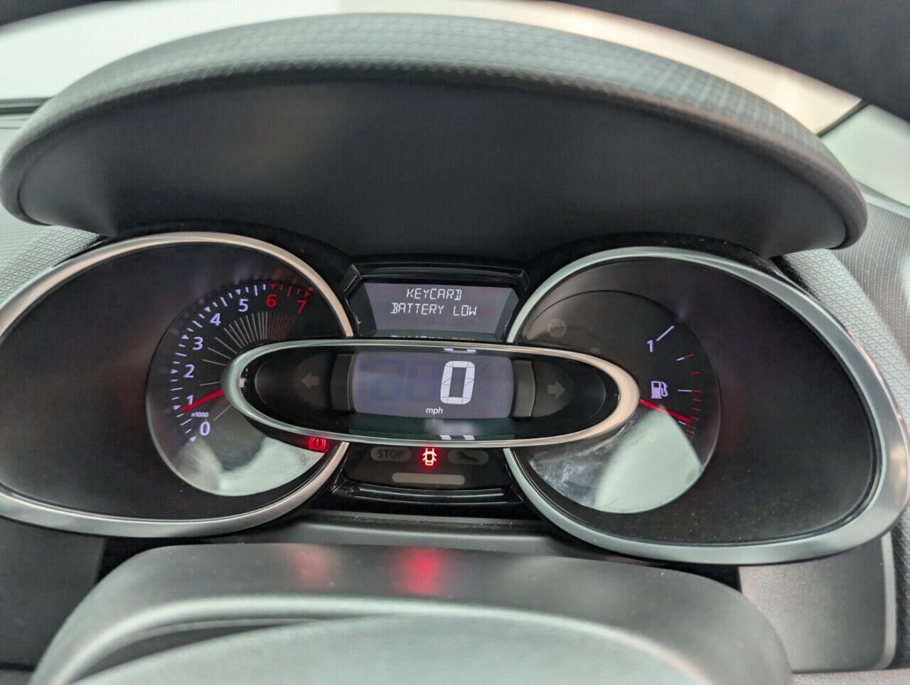 Used Renault Clio for sale - 76538858: Photo 17