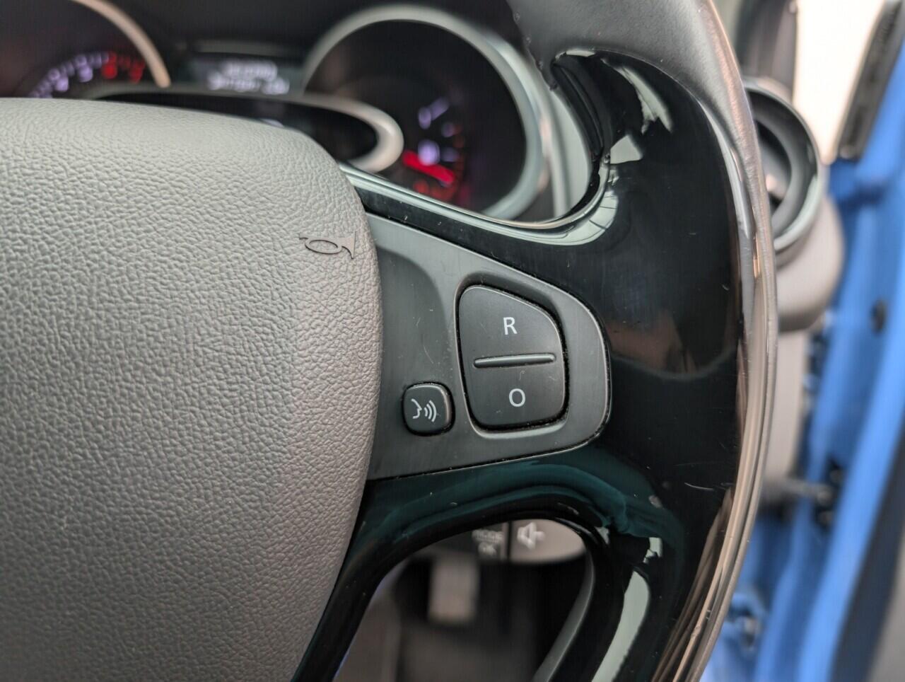 Used Renault Clio for sale - 76538858: Photo 19