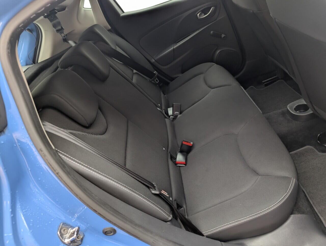 Used Renault Clio for sale - 76538858: Photo 24