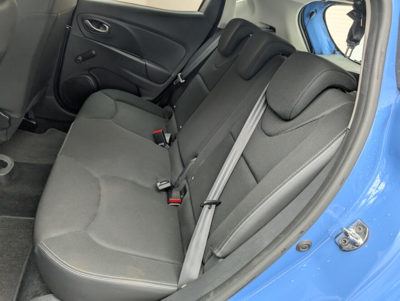 Used Renault Clio for sale - 76538858: Photo 26