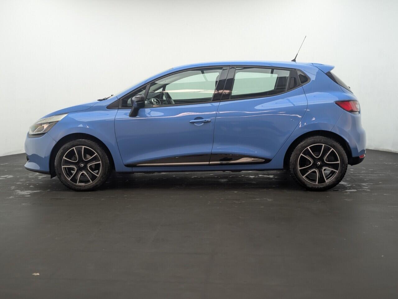 Used Renault Clio for sale - 76538858: Photo 5