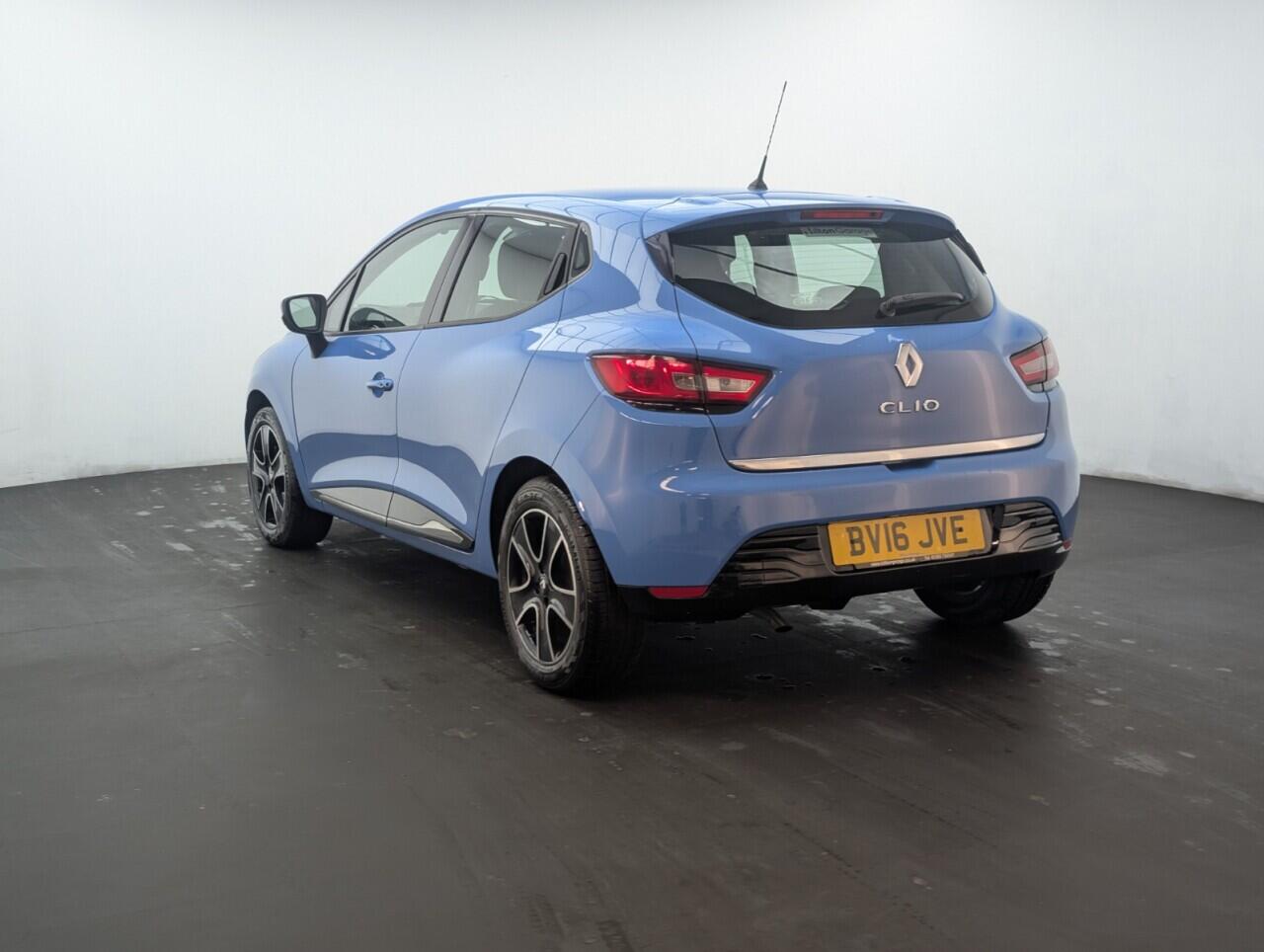 Used Renault Clio for sale - 76538858: Photo 6