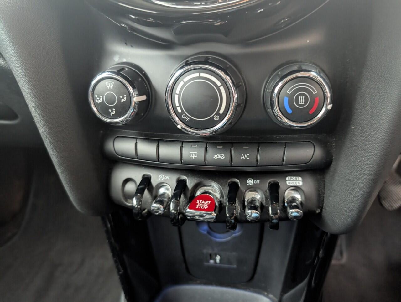 Used MINI Hatch 2021 for sale - 76423637: Photo 15