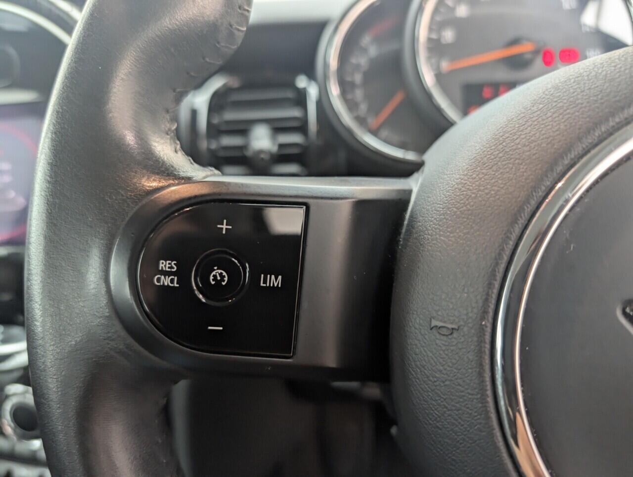 Used MINI Hatch 2021 for sale - 76423637: Photo 18