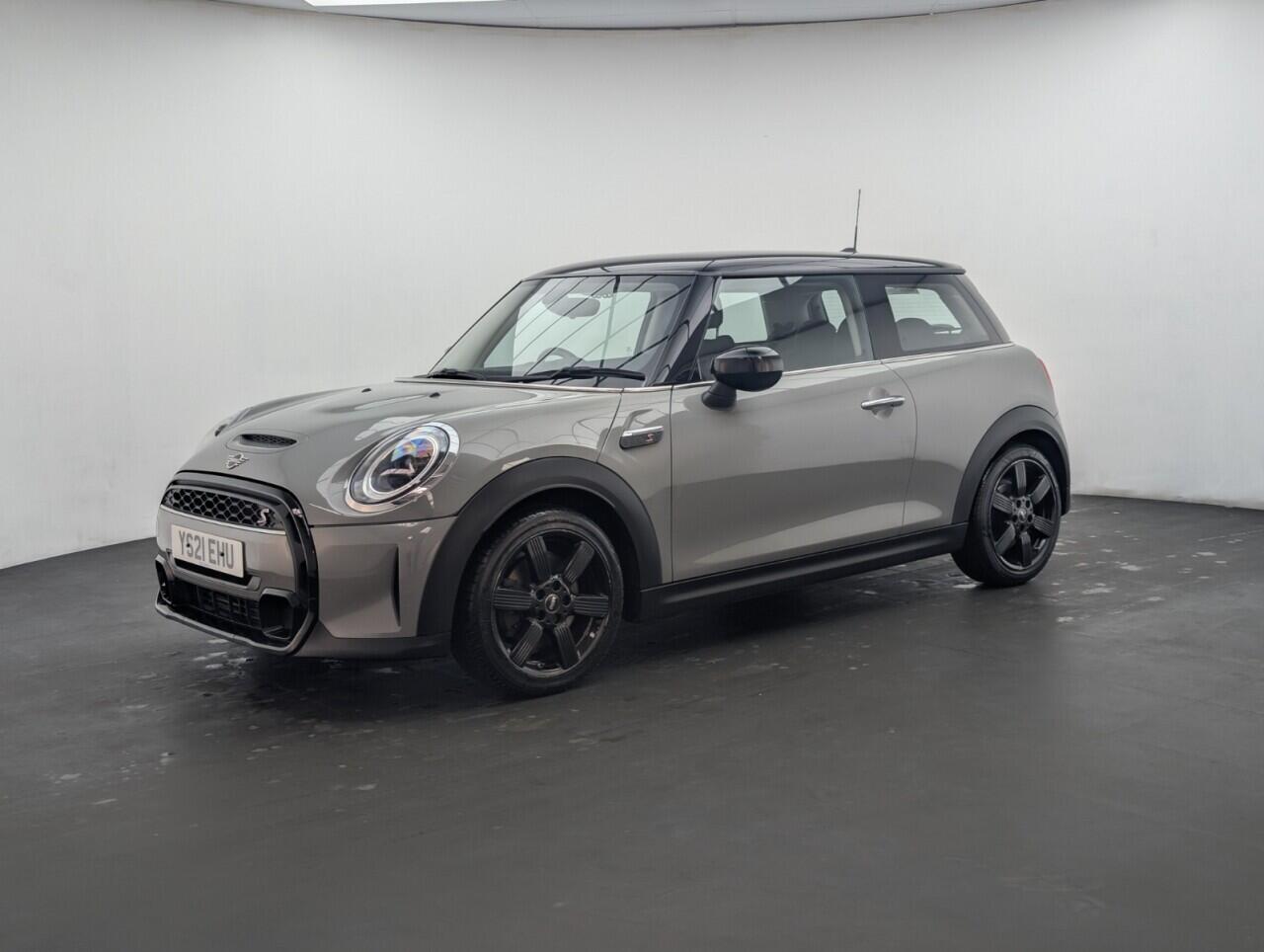 Used MINI Hatch 2021 for sale - 76423637: Photo 4