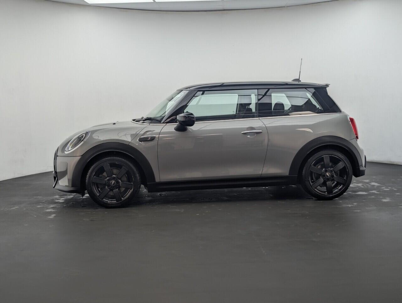 Used MINI Hatch 2021 for sale - 76423637: Photo 5
