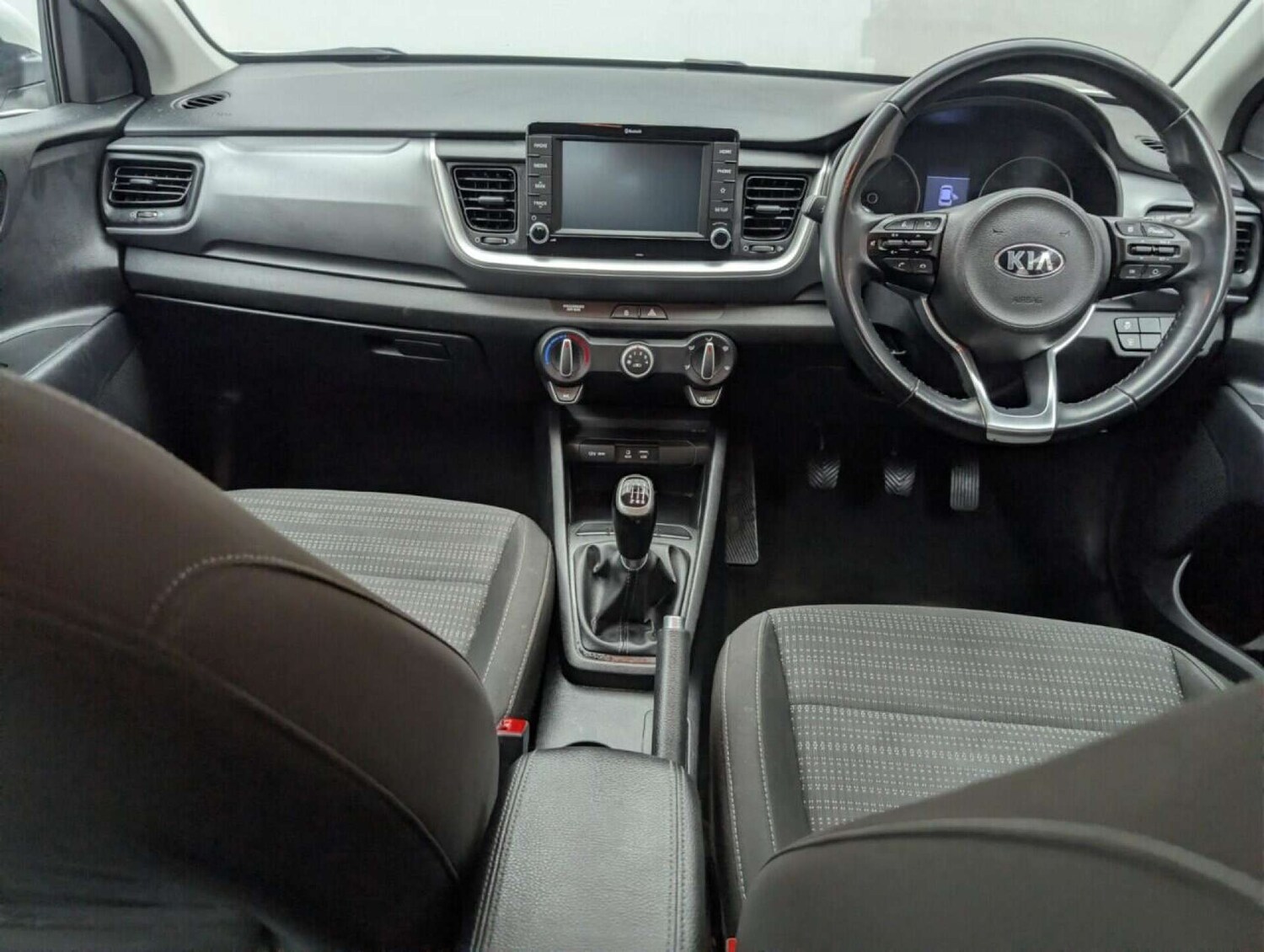 Used Kia Stonic 2018 for sale - 77713136: Photo 22