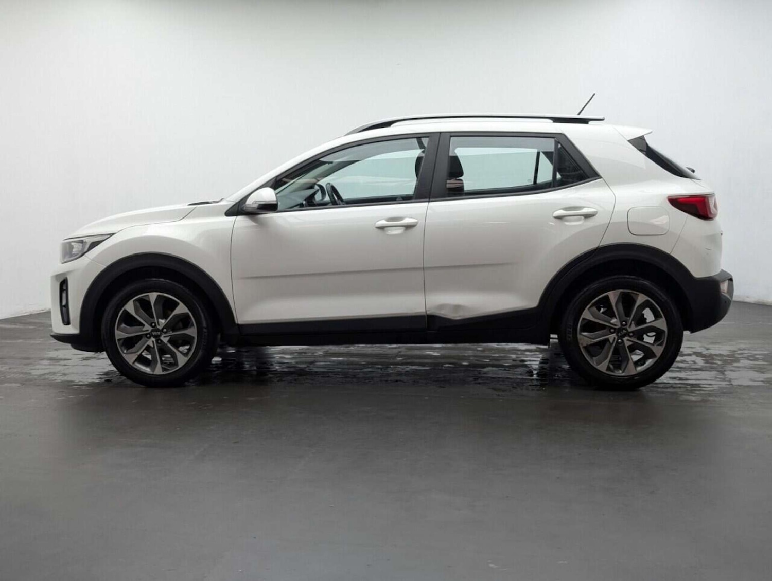 Used Kia Stonic 2018 for sale - 77713136: Photo 5