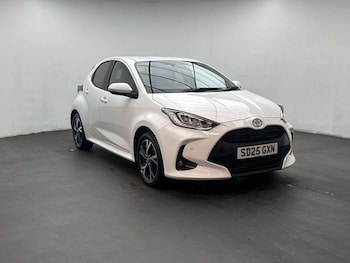 Used Toyota Yaris 2025 for sale - 79197736: Photo
