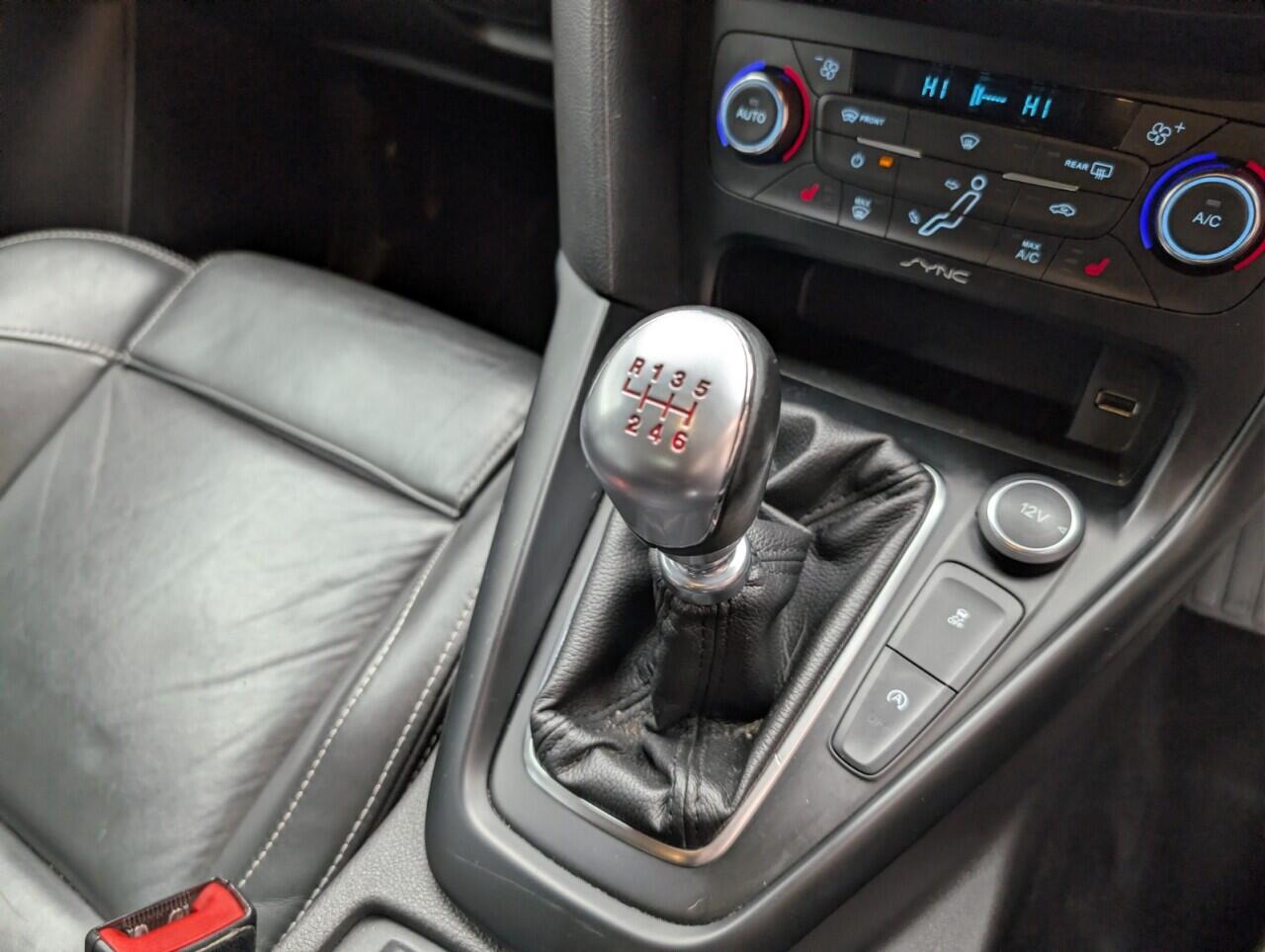 Used Ford Focus 2015 for sale - 76742353: Photo 17