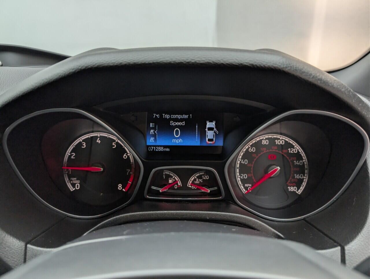 Used Ford Focus 2015 for sale - 76742353: Photo 18