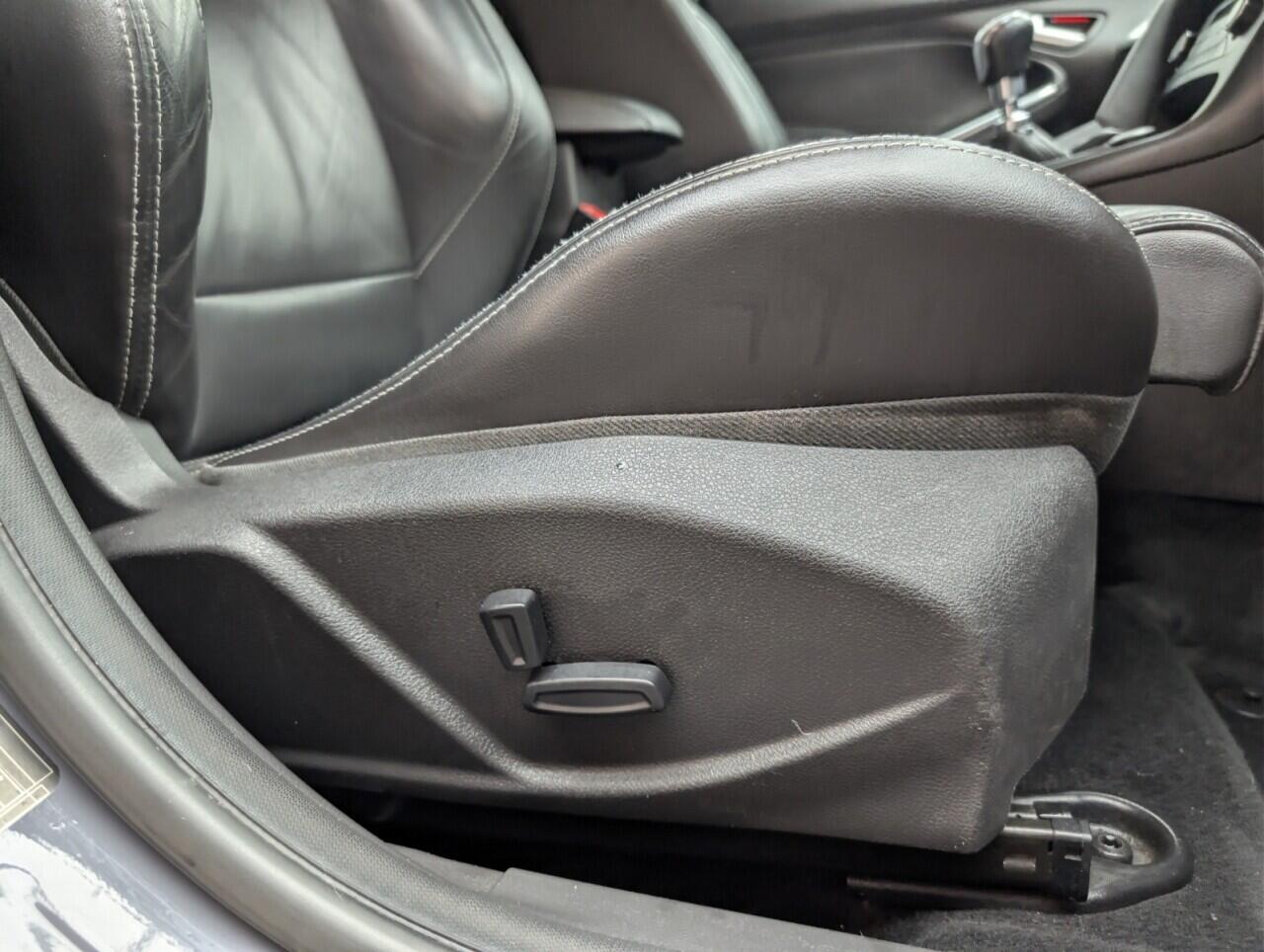 Used Ford Focus 2015 for sale - 76742353: Photo 24