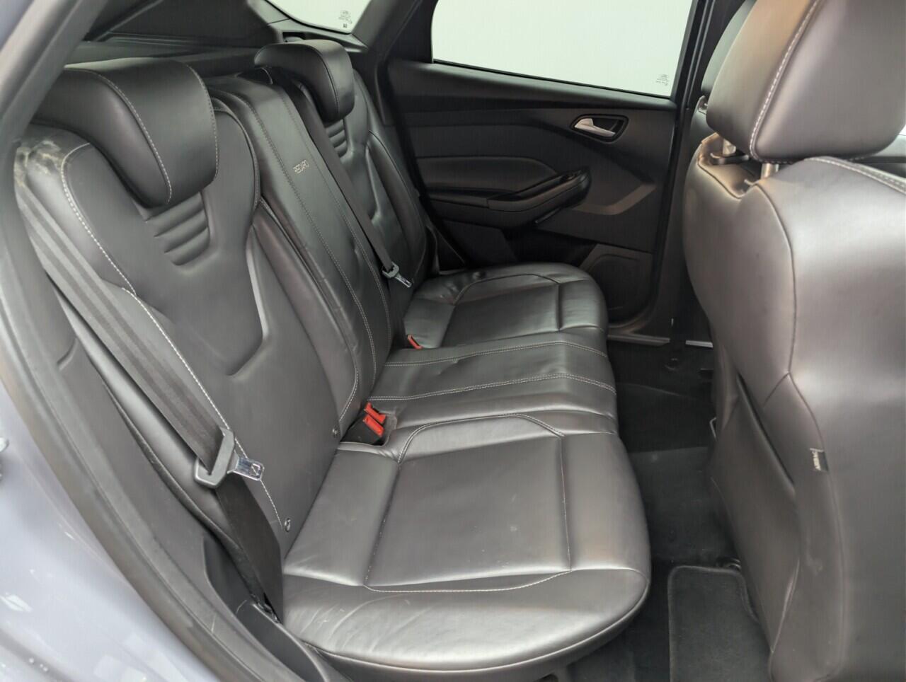 Used Ford Focus 2015 for sale - 76742353: Photo 26