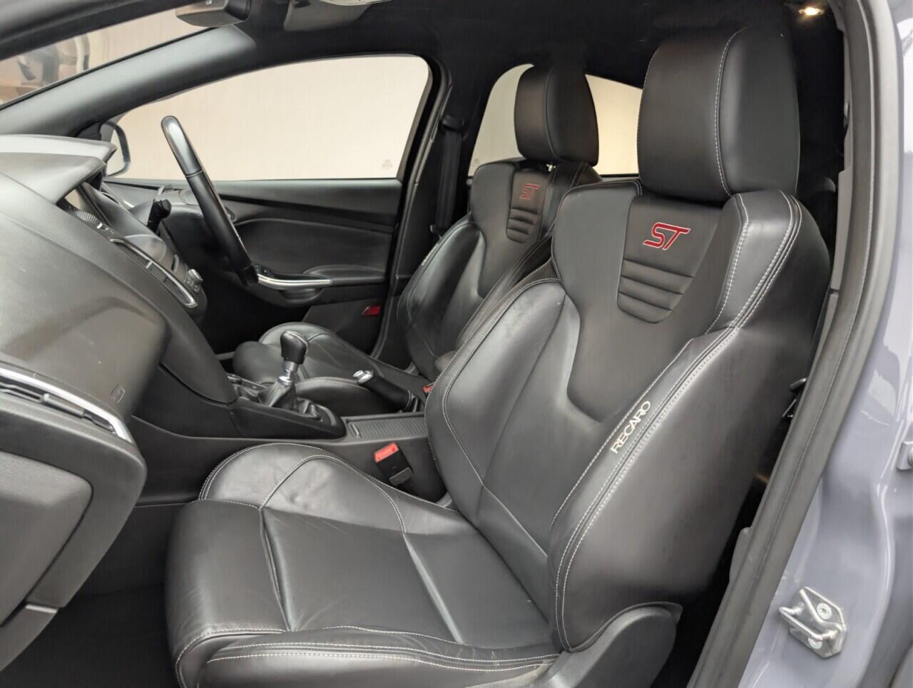 Used Ford Focus 2015 for sale - 76742353: Photo 29