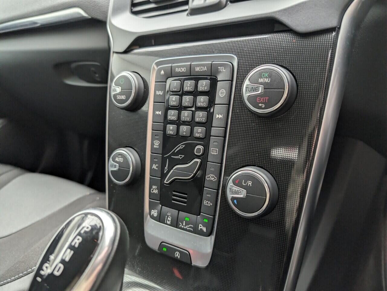 Used Volvo V40 2018 for sale - 76781069: Photo 16