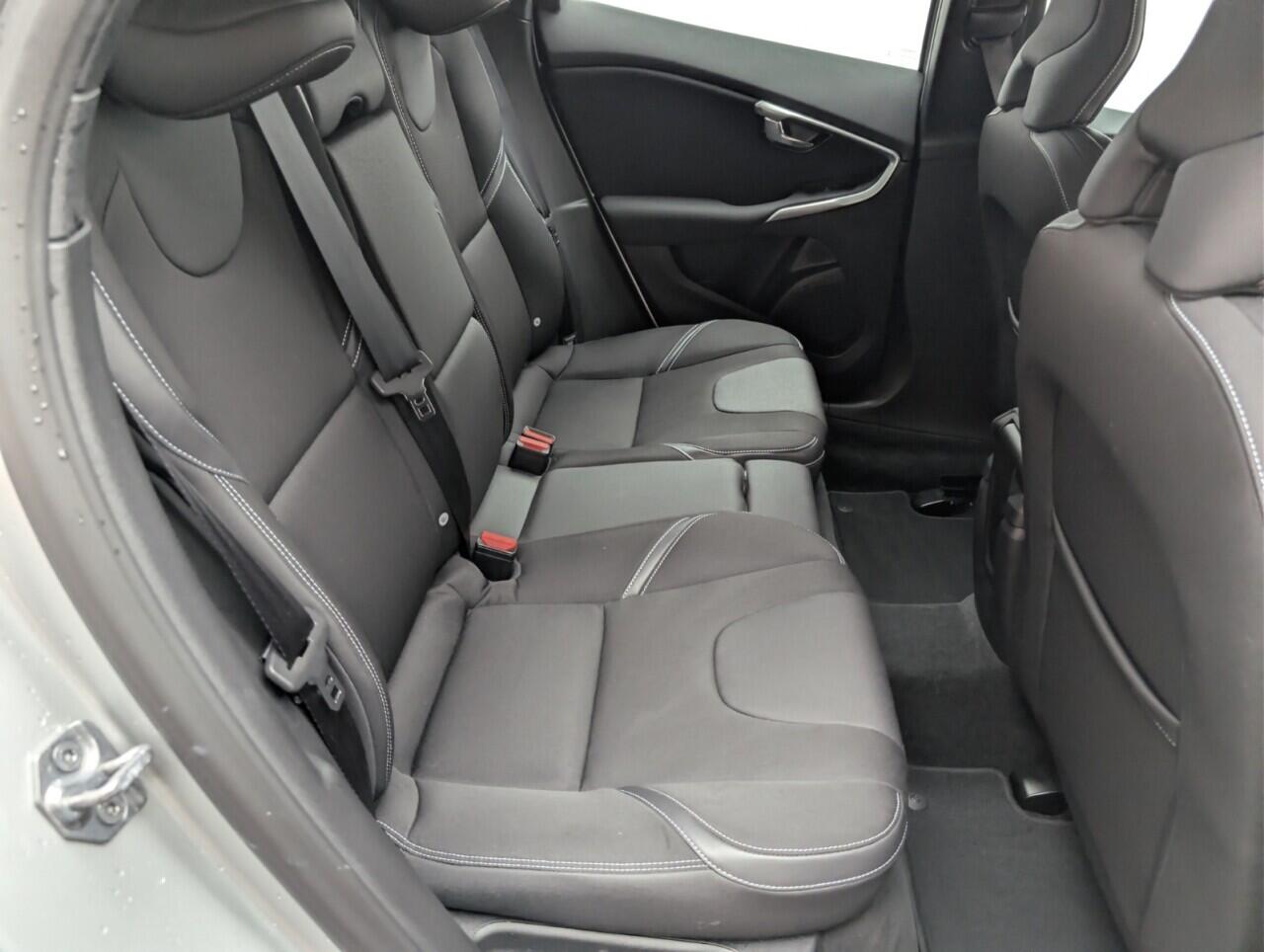 Used Volvo V40 2018 for sale - 76781069: Photo 25