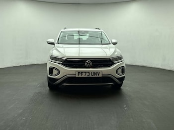Used Volkswagen T-Roc 2023 for sale - 79421912: Photo