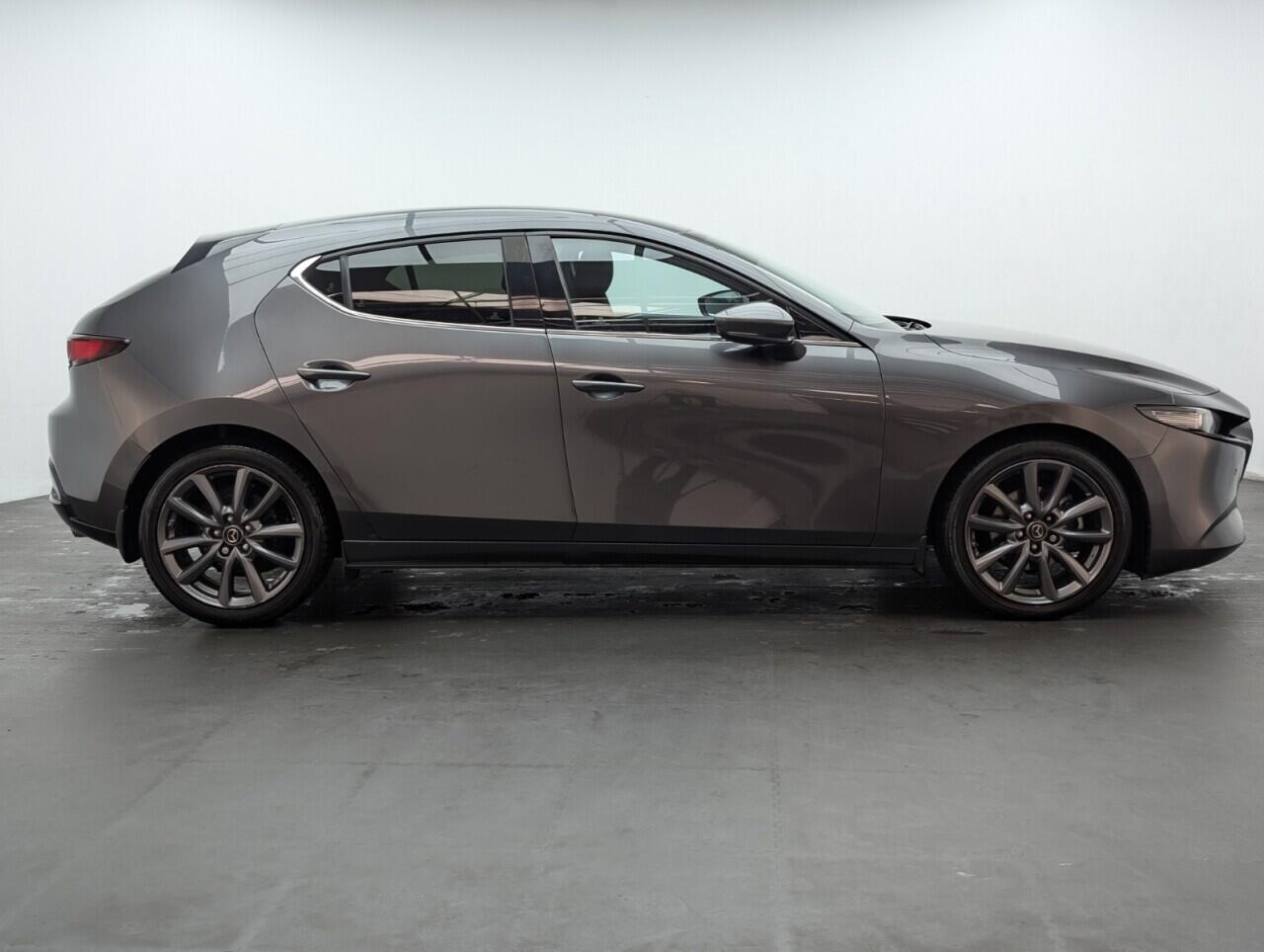 Used Mazda Mazda3 2020 for sale - 76424378: Photo 9