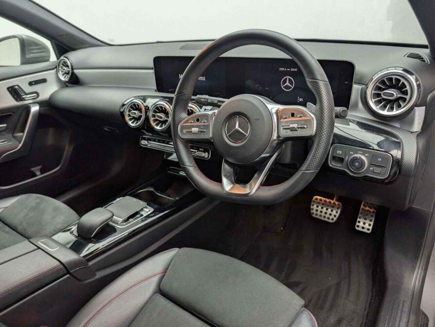 Used Mercedes-Benz A-Class 2019 for sale - 77713725: Photo 11