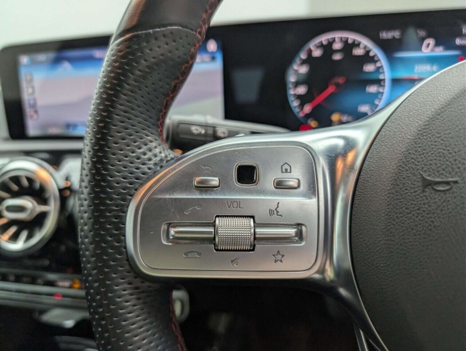 Used Mercedes-Benz A-Class 2019 for sale - 77713725: Photo 20