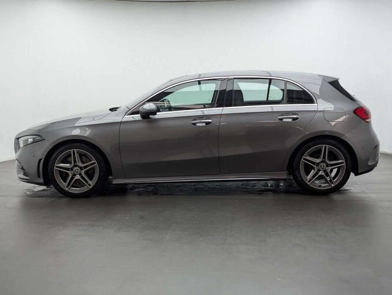 Used Mercedes-Benz A-Class 2019 for sale - 77713725: Photo 5