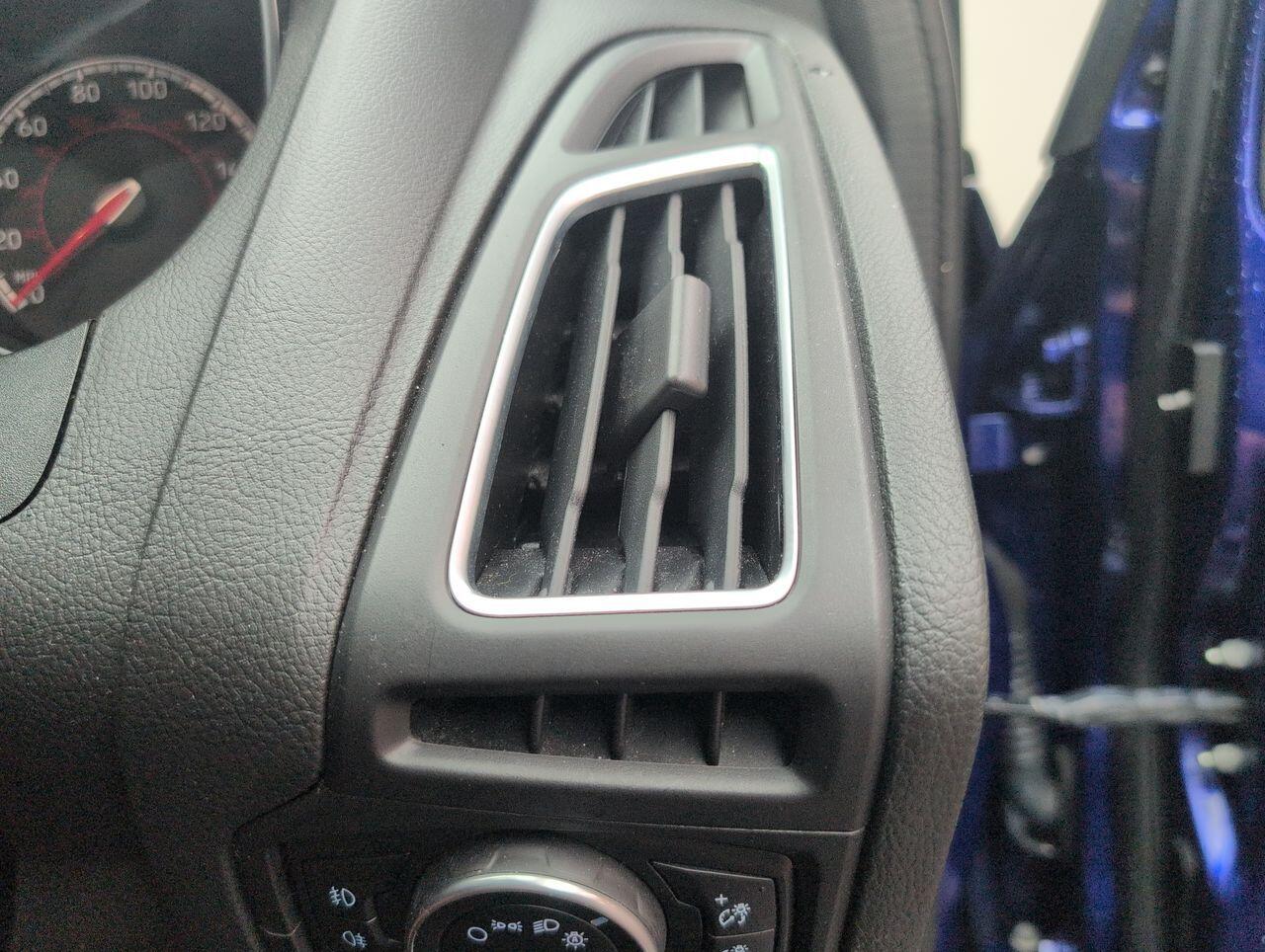 Used Ford Focus 2017 for sale - 76423471: Photo 20